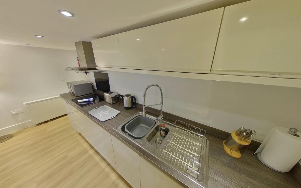 Cosy Escape - Studio Apartment In Coventry City Centre Екстериор снимка